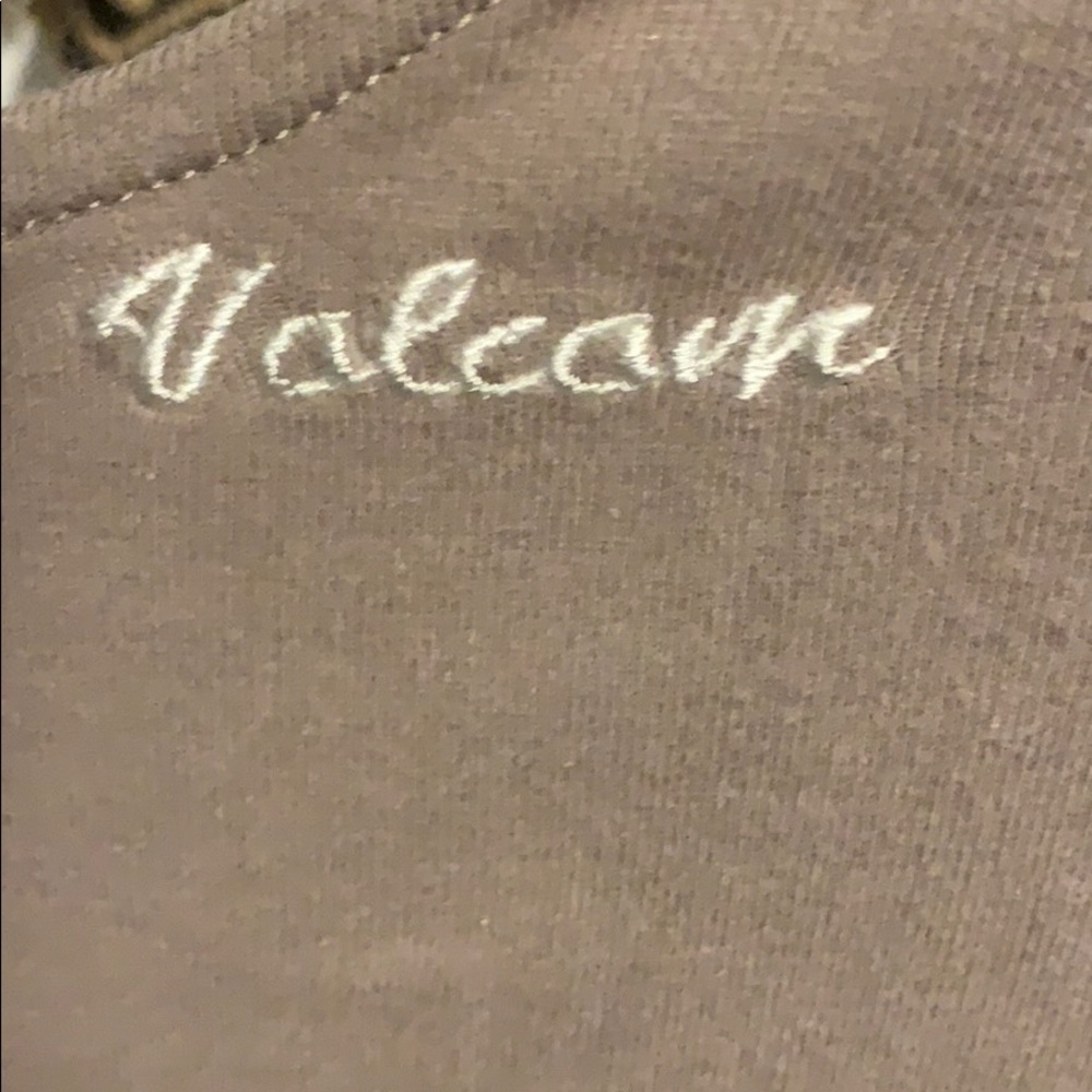 Volcom top - Picture 4 of 4